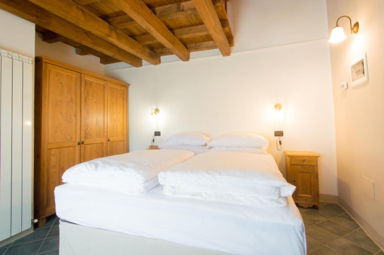 Ca' Di Martino Bed & Breakfast Gavedo Bagian luar foto