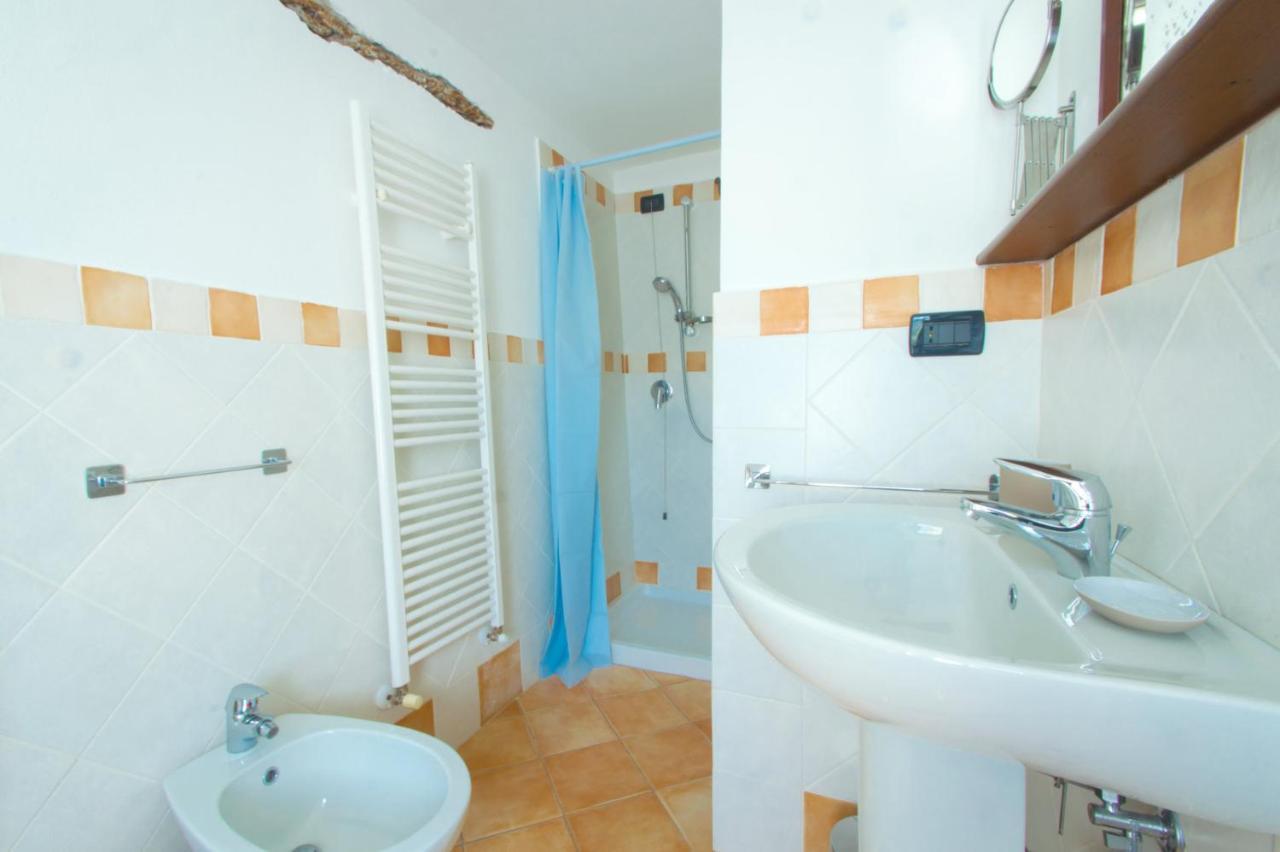 Ca' Di Martino Bed & Breakfast Gavedo Bagian luar foto