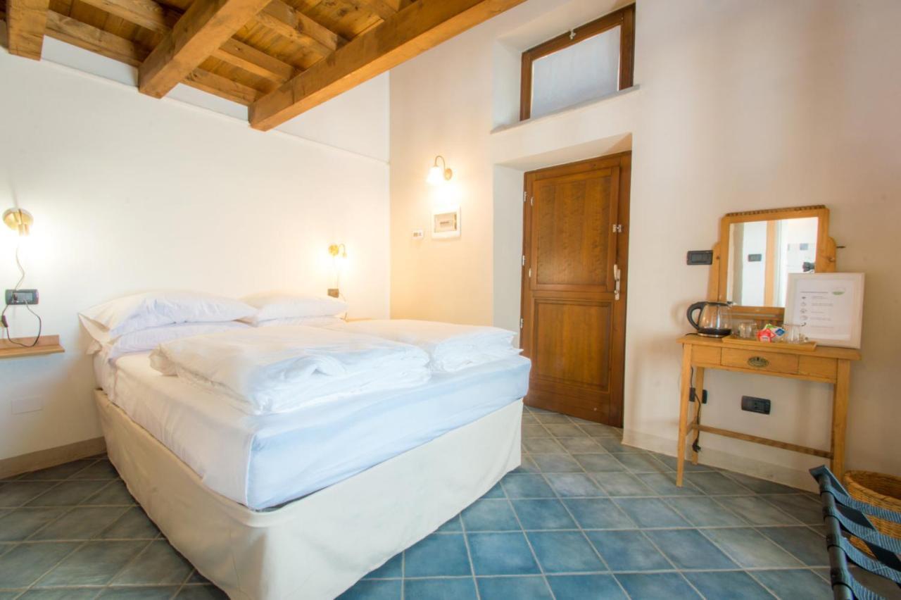 Ca' Di Martino Bed & Breakfast Gavedo Bagian luar foto